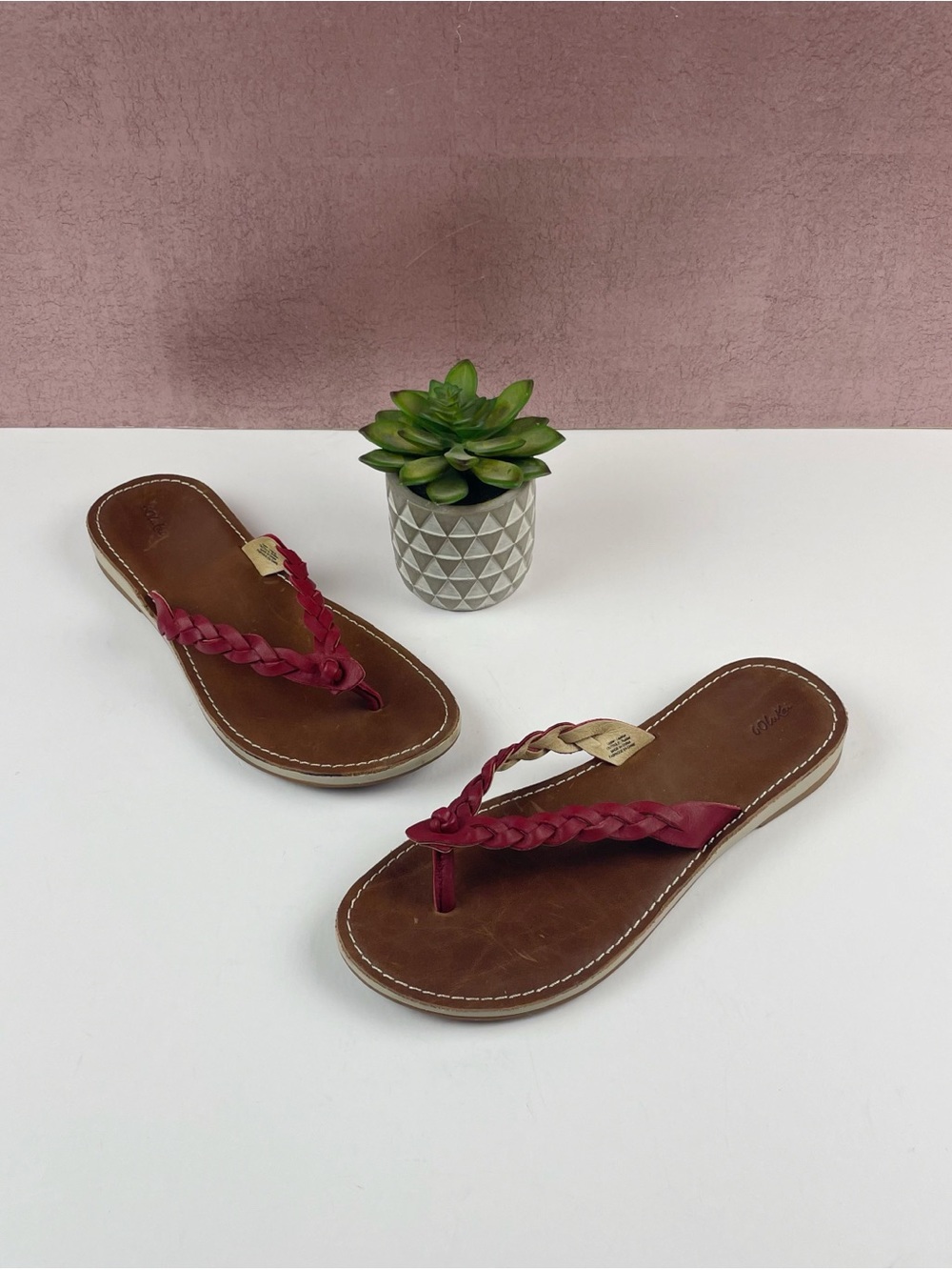OluKai Red Brown Braided Leather Kahiko Thong Sandals Shoes Women Size 8